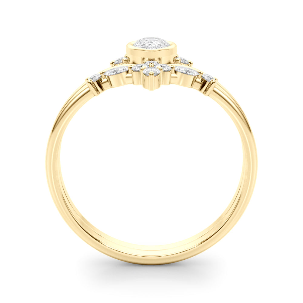 Lab Grown Diamond Chevron With Pear Shape Center