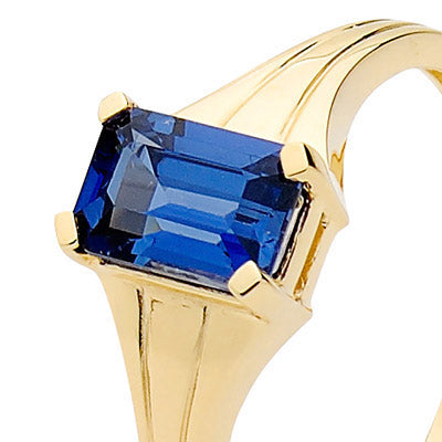 Sapphire Ring - Classic Modern